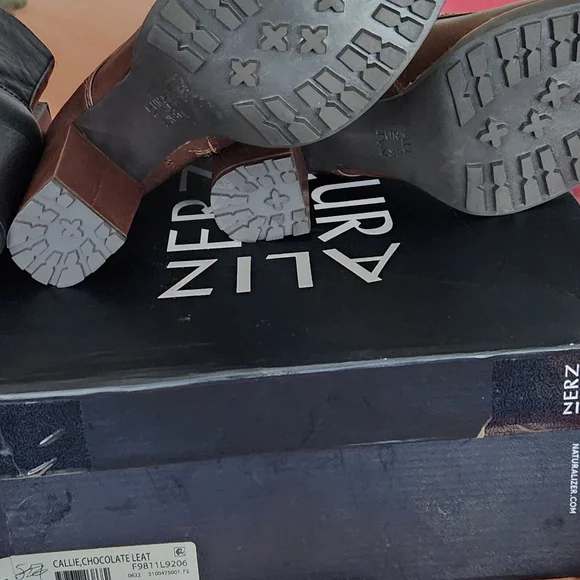 2x Brand New Never Worn.. Naturalizer Callie Leather Boots Wmns 8.5 - Picture 16 of 17